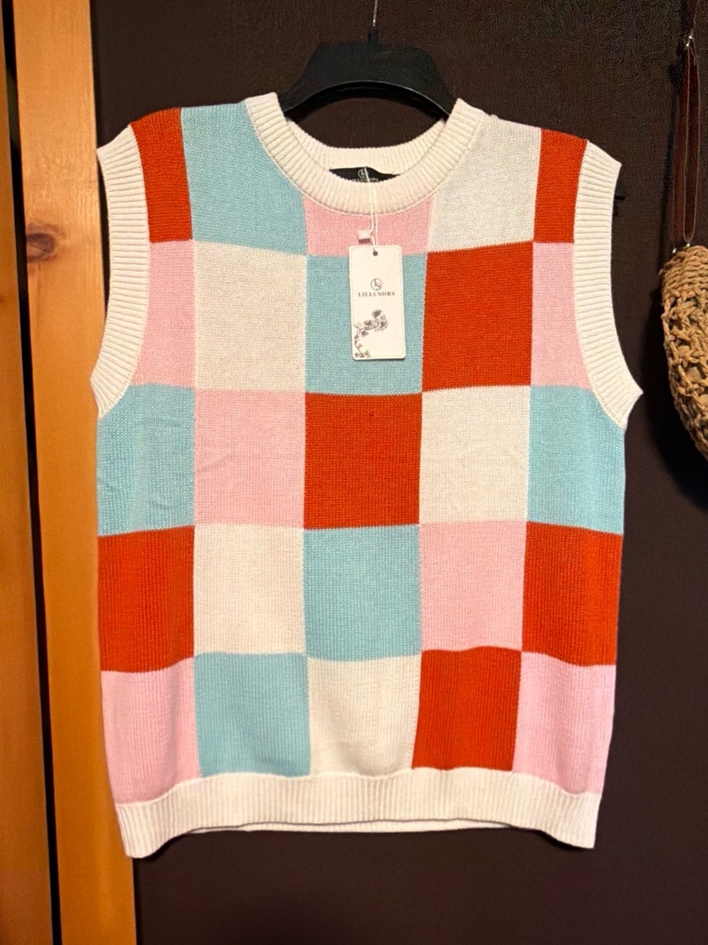 NWT Lillusory Colorblock Sweater Vest Medium